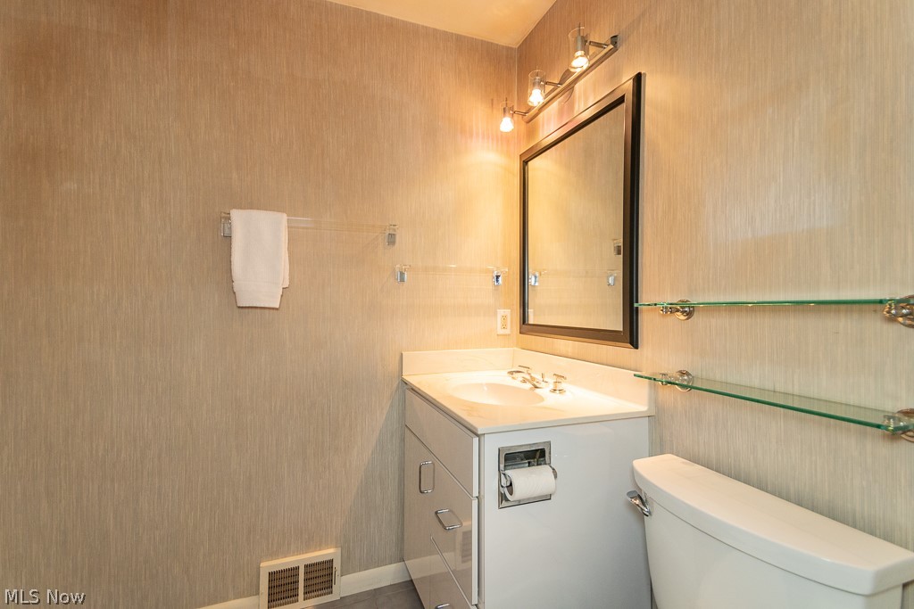 Kenwood Gardens 01 - Residential