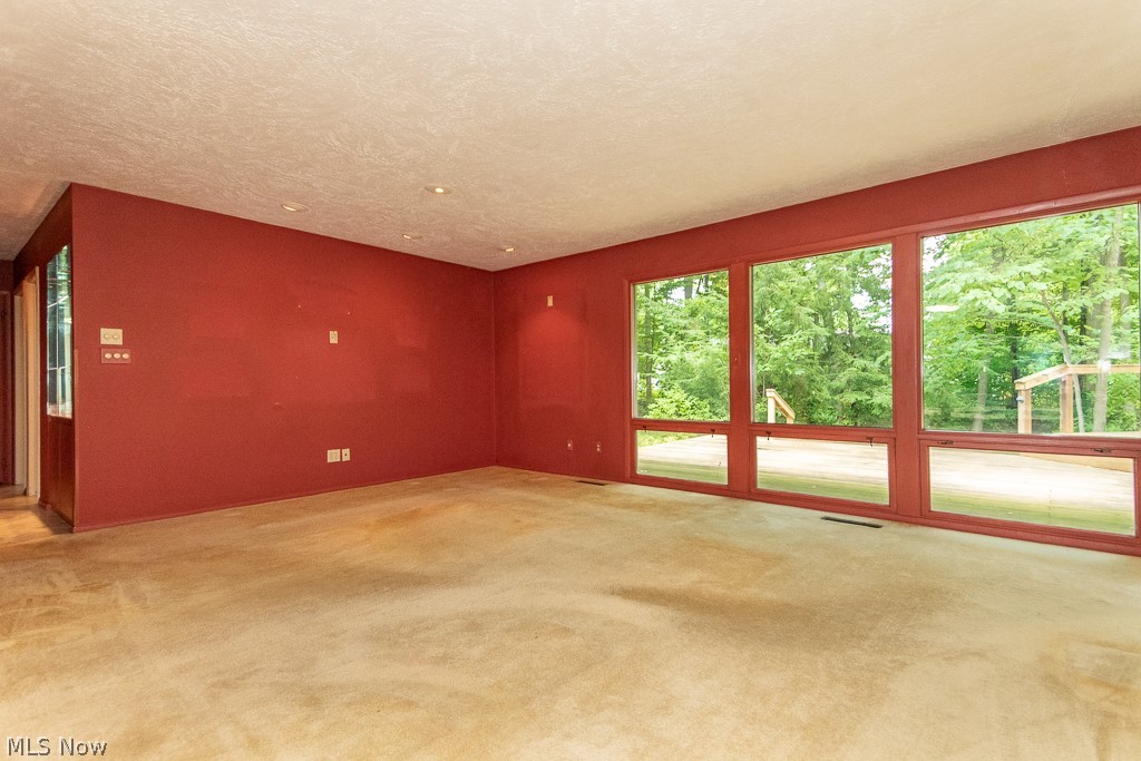 Kenwood Gardens 01 - Residential