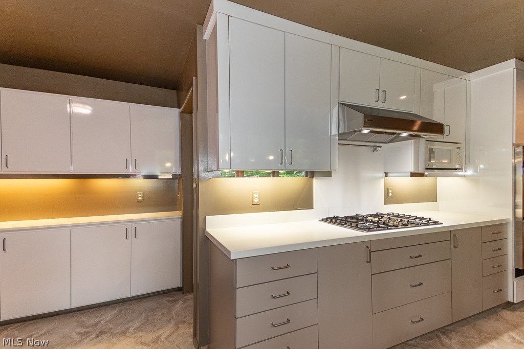 Kenwood Gardens 01 - Residential