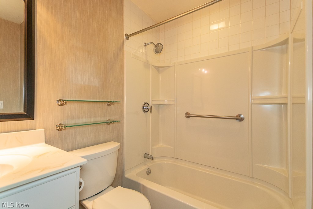 Kenwood Gardens 01 - Residential