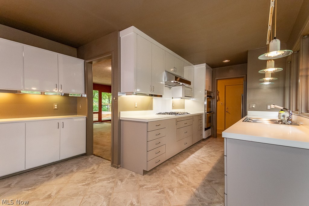 Kenwood Gardens 01 - Residential