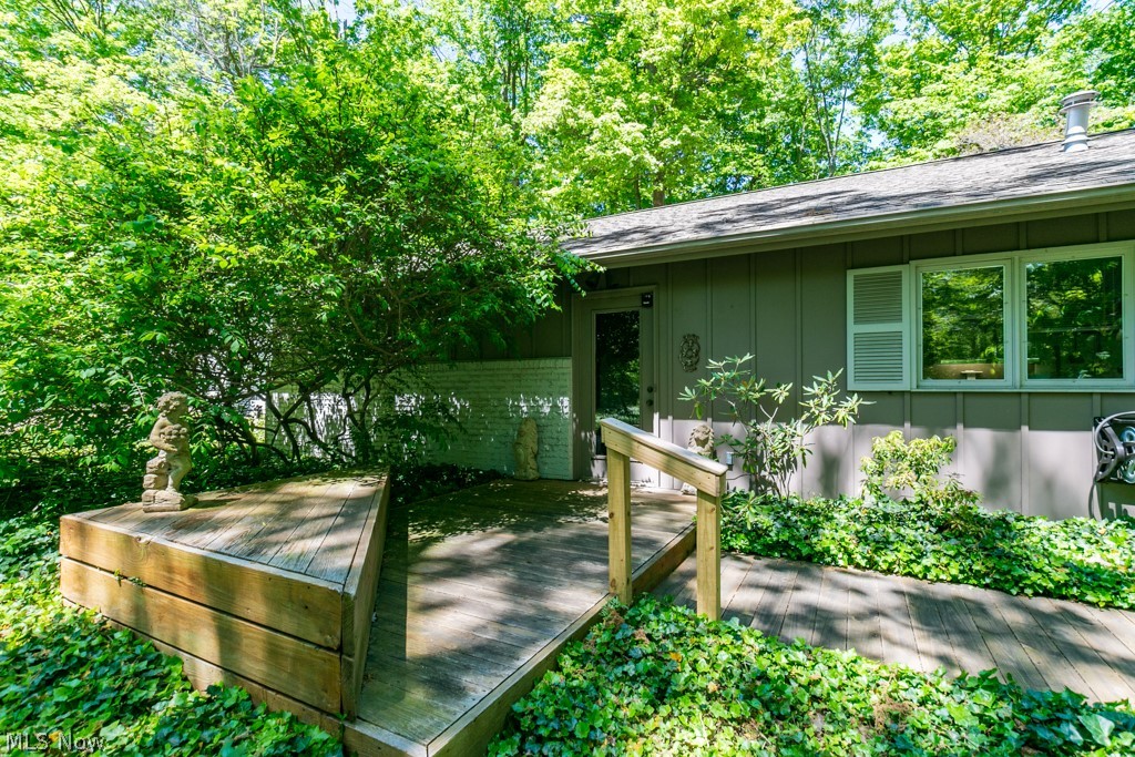 Kenwood Gardens 01 - Residential