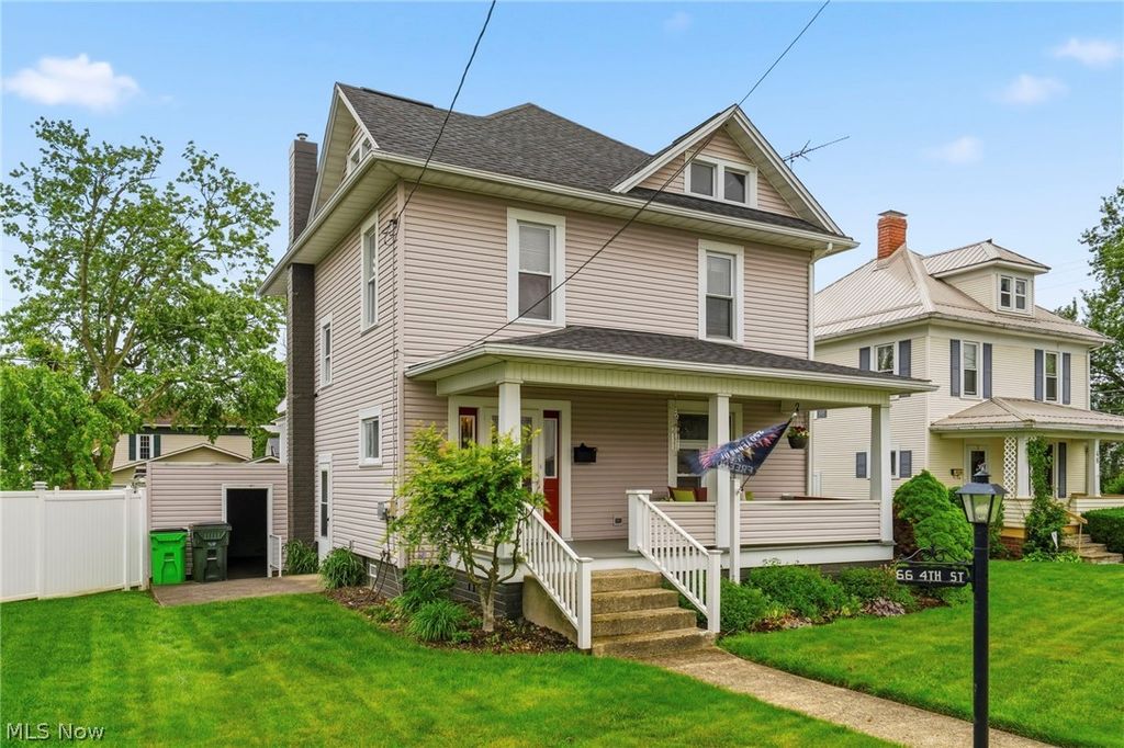 Photo of 66 4th Street NE, Carrollton, OH 44615 (MLS # 5211270)