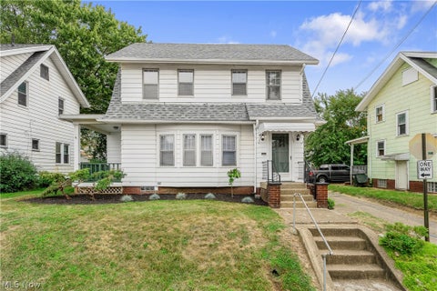 Photo for 530 Columbus Avenue NW