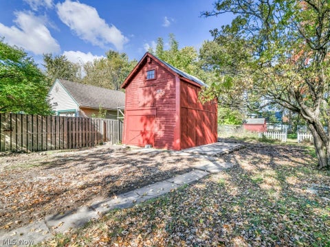 Tiny photo for 175 E Bridge Street, Berea, OH 44017 (MLS # 5257019)