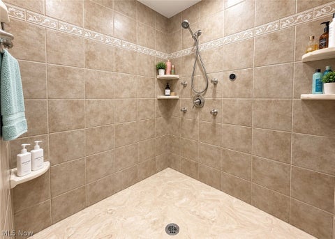 Tiny photo for 2414 Greenbriar Lane, Madison, OH 44057 (MLS # 5257173)