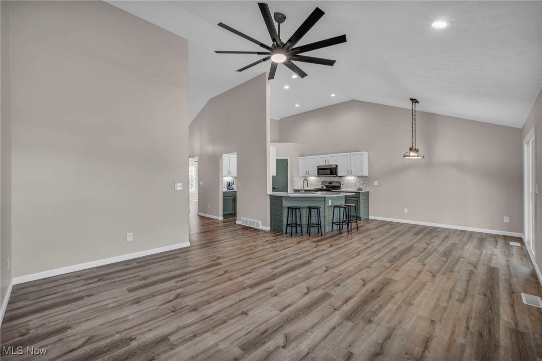 12828 Heritage Trail, North Royalton, Ohio image 16