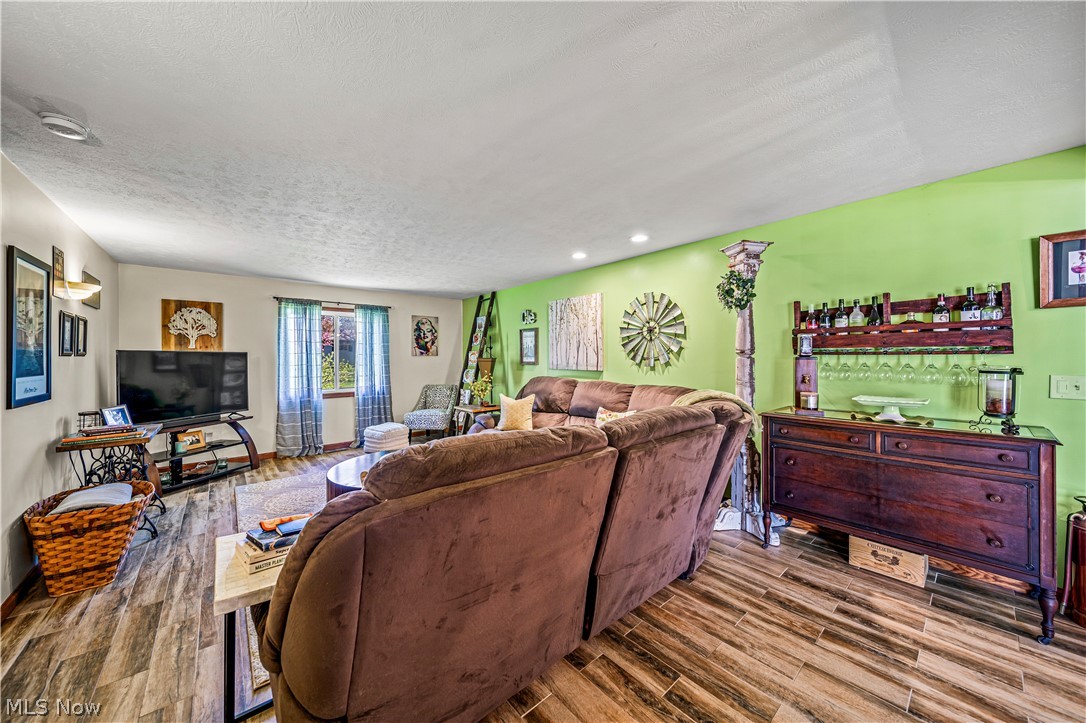 Ab Barto Sub - Residential