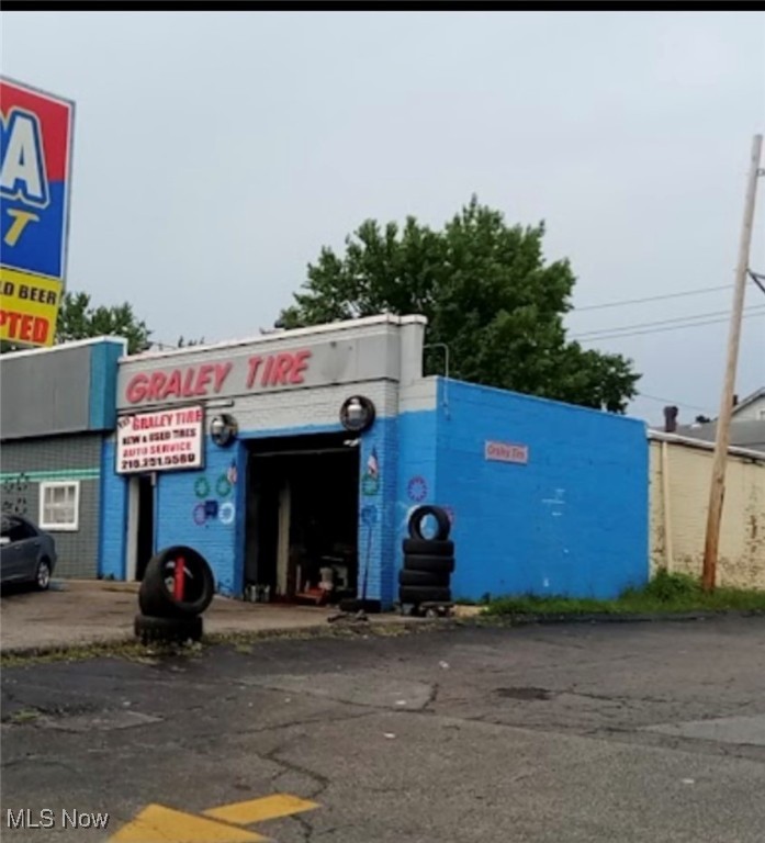 3507 W 117th Street