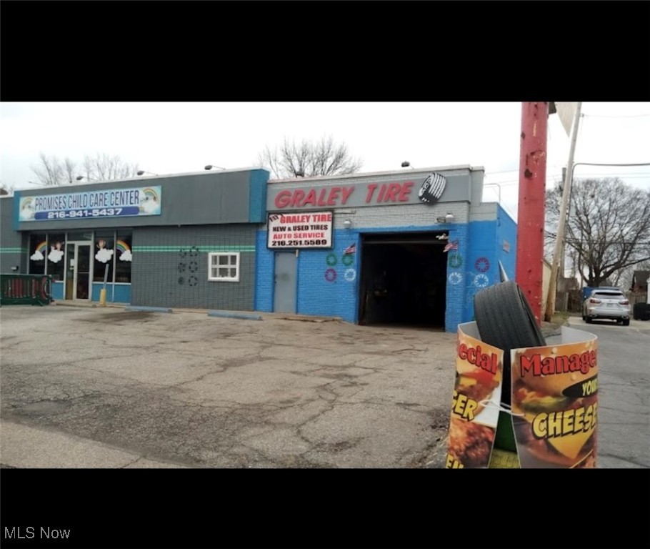 3507 W 117th Street
