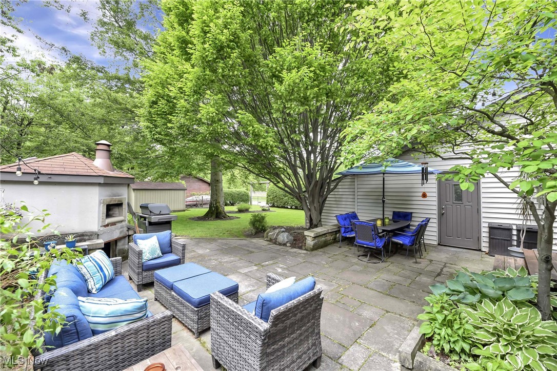 4346 Selhurst Road, North Olmsted, Ohio image 39