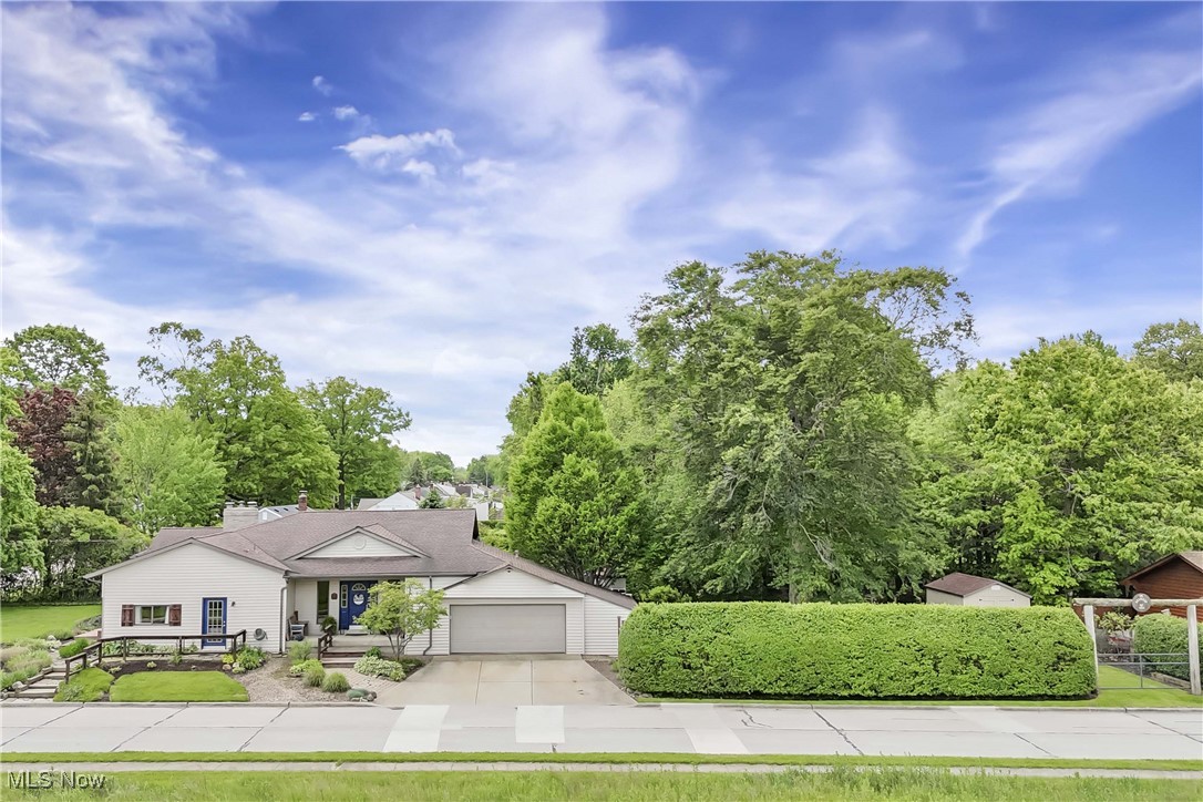 4346 Selhurst Road, North Olmsted, Ohio image 42