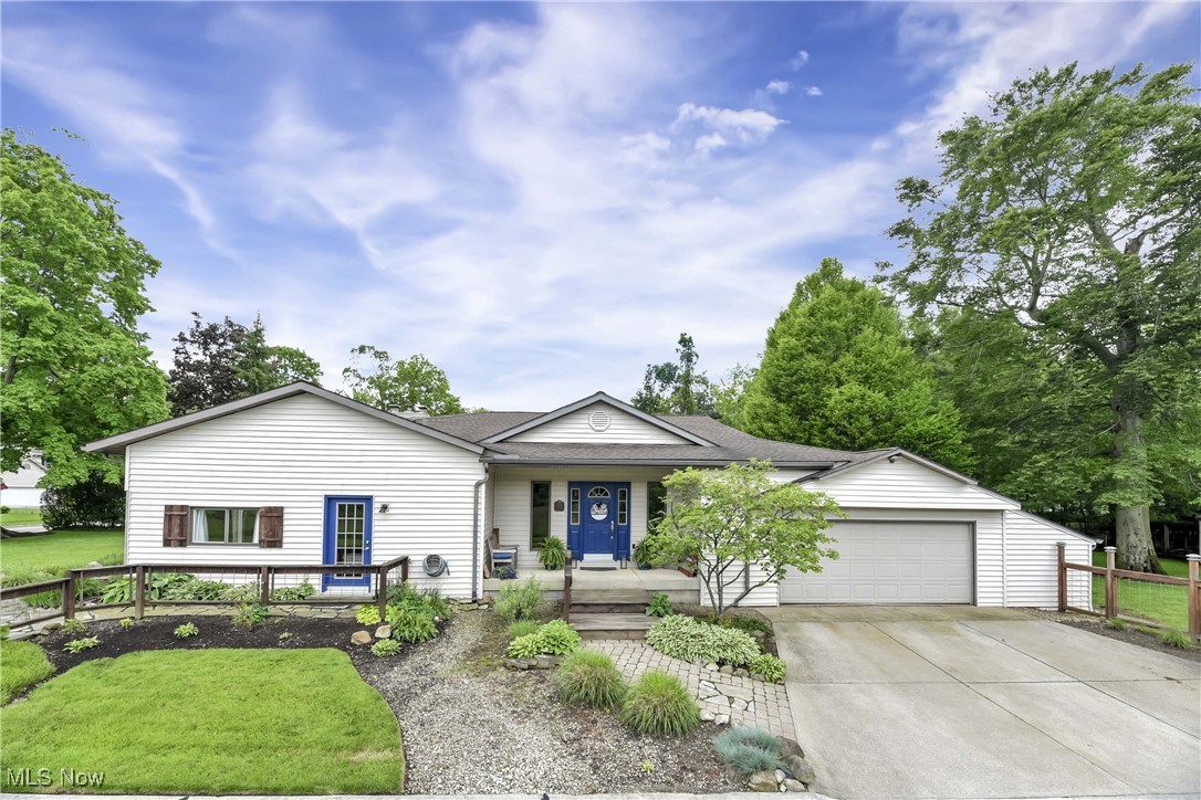 4346 Selhurst Road, North Olmsted, Ohio image 36