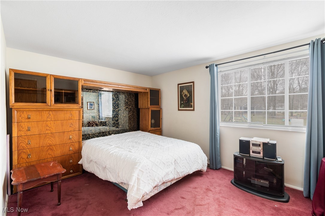953 Kevin Drive, Kent, Ohio image 11