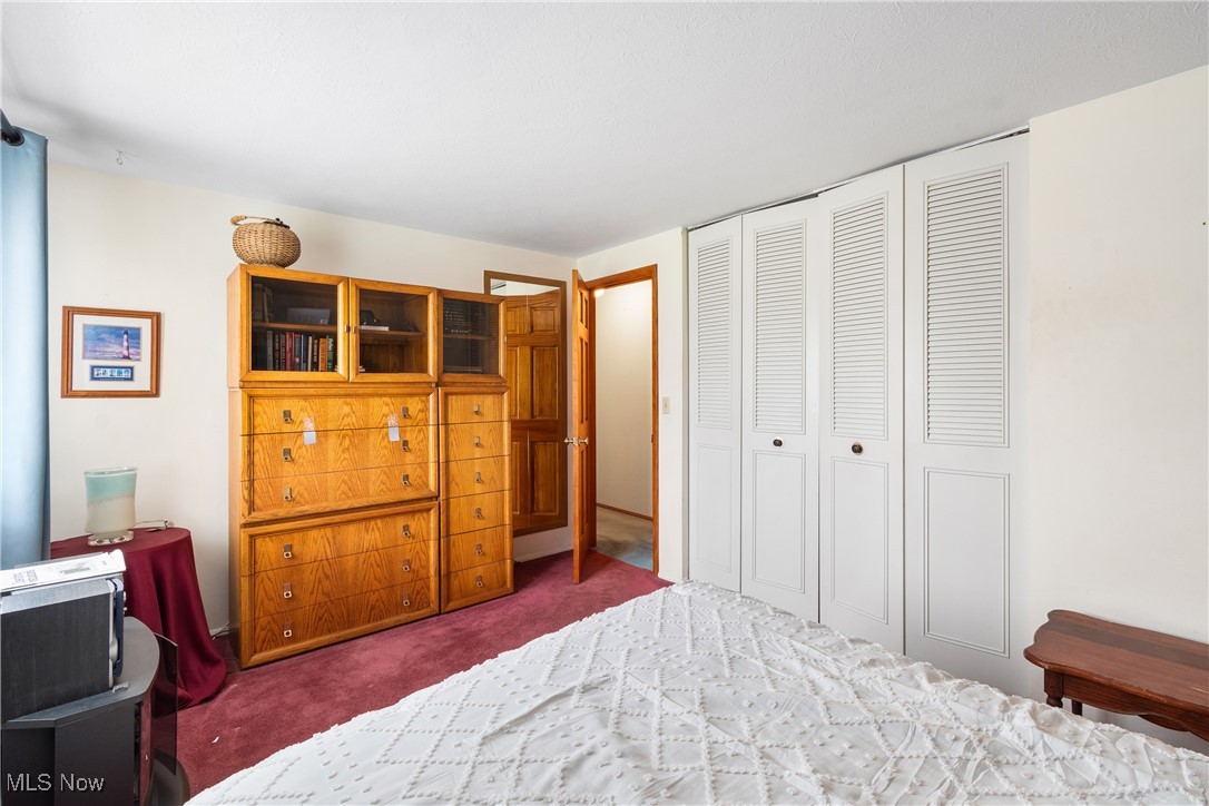 953 Kevin Drive, Kent, Ohio image 12
