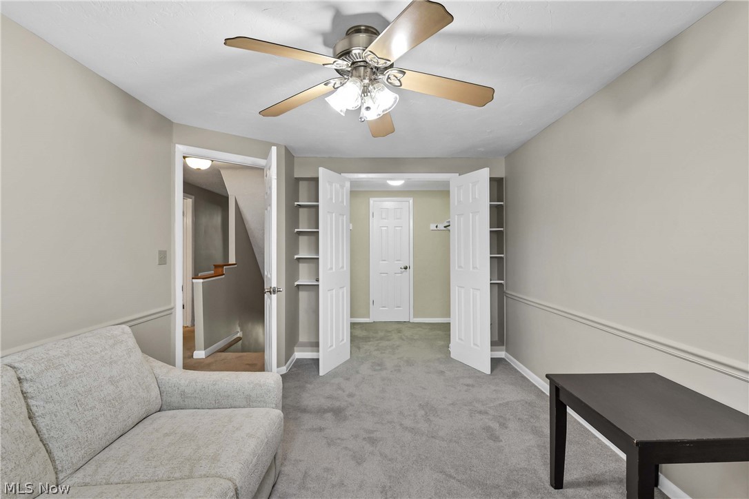 Country Club Condo - Residential