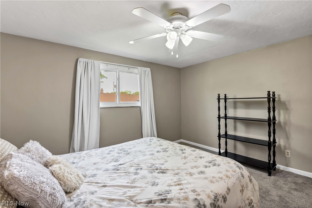 Country Club Condo - Residential