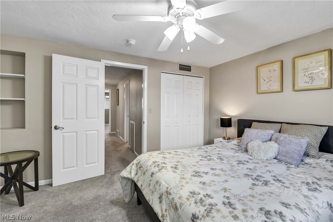 Country Club Condo - Residential