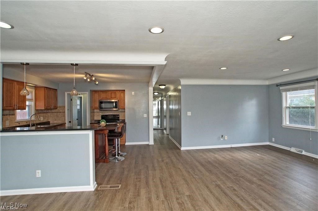 Photo of 1071 Cranbrook Drive, Highland Heights, OH 44143 (MLS # 5183643)