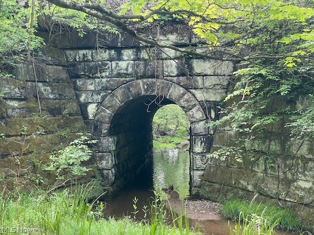 Connecticut Woods - Land