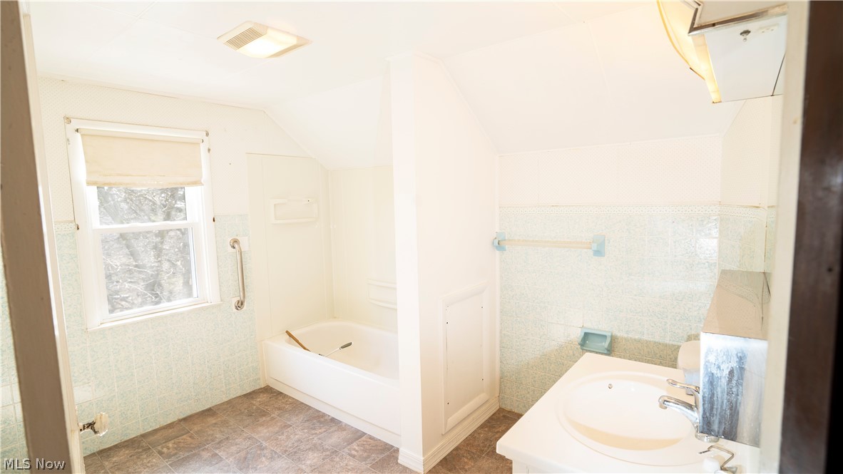 City/Wadsworth - Residential