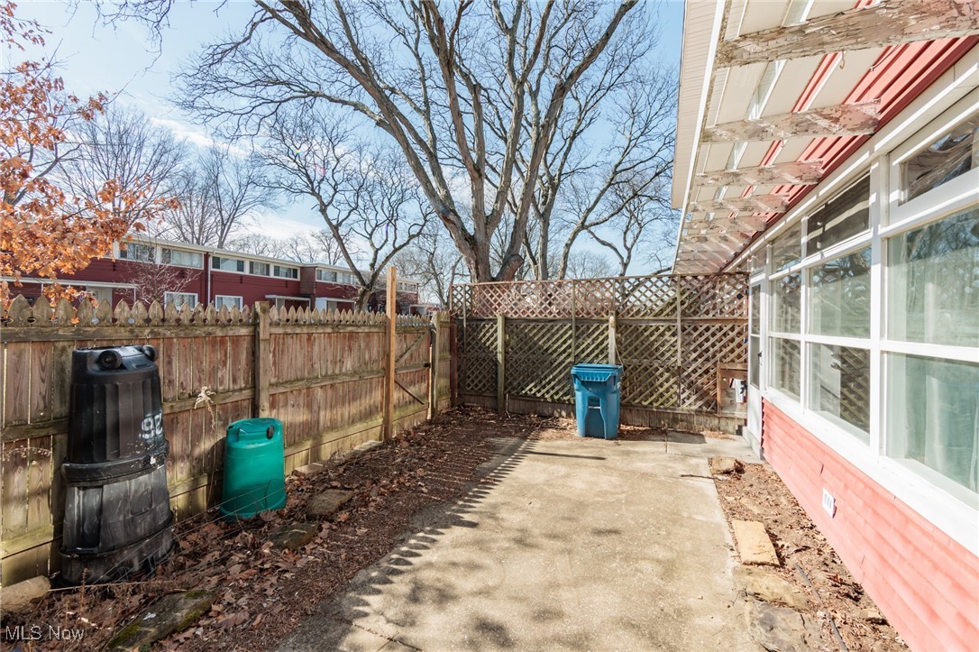 5869 Woolman Court #26, Parma, Ohio image 42
