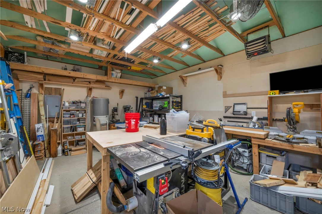 M Louis Atwells - Residential