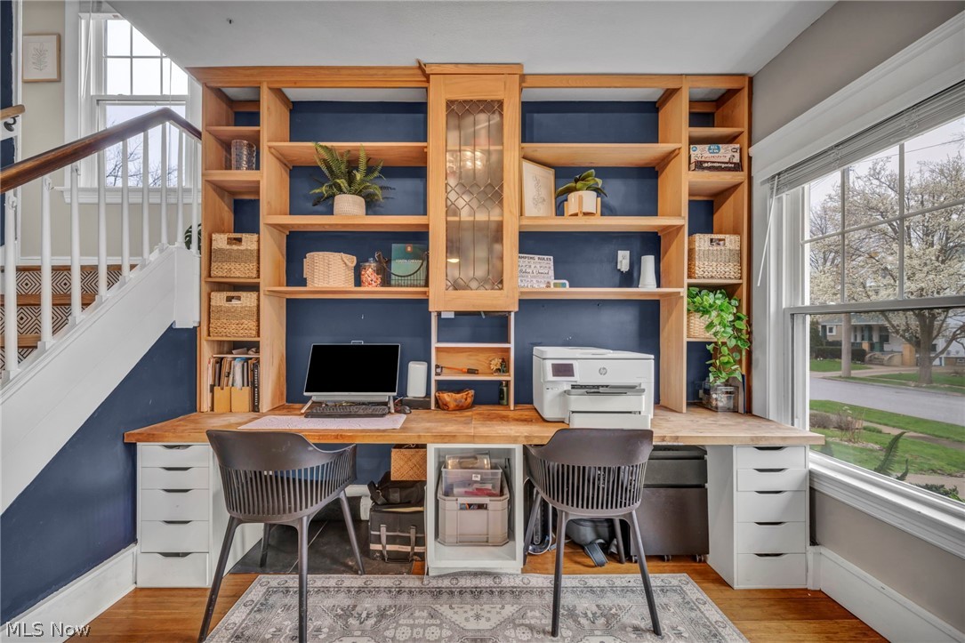 M Louis Atwells - Residential