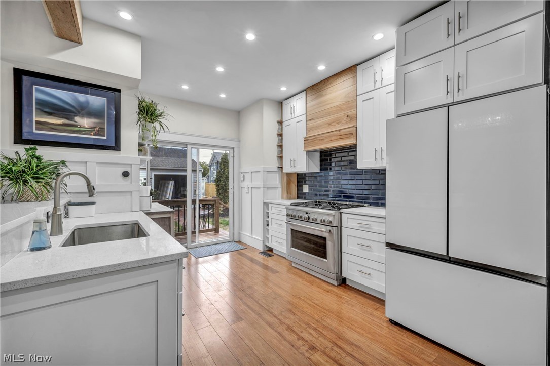 M Louis Atwells - Residential