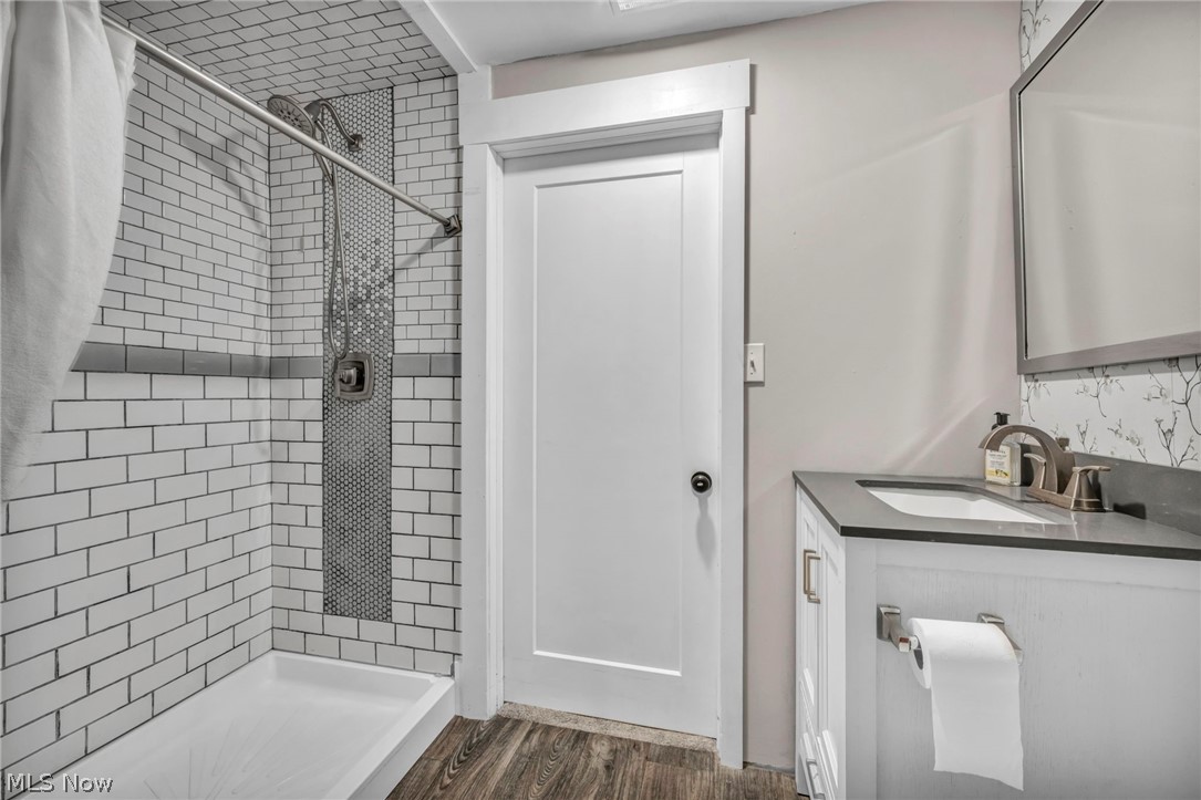 M Louis Atwells - Residential