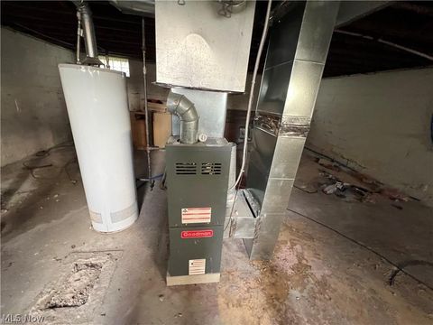 Tiny photo for 2773 Burton Street SE, Warren, OH 44484 (MLS # 5190118)