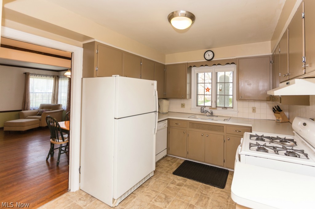 Elm Hill Est. - Residential