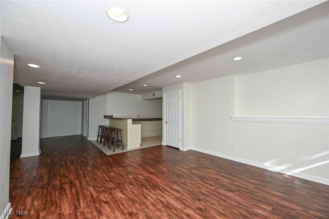 Wood Thrush Pond - Residential