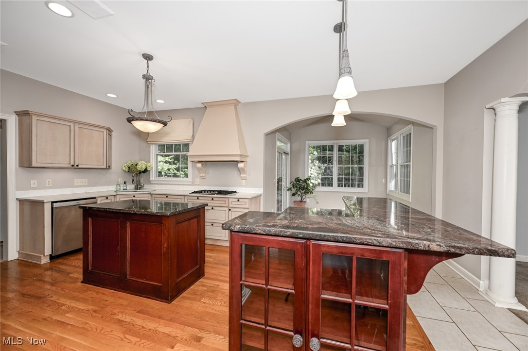 Wood Thrush Pond - Residential