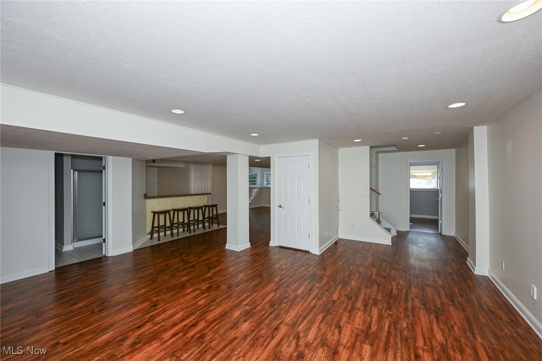 Wood Thrush Pond - Residential