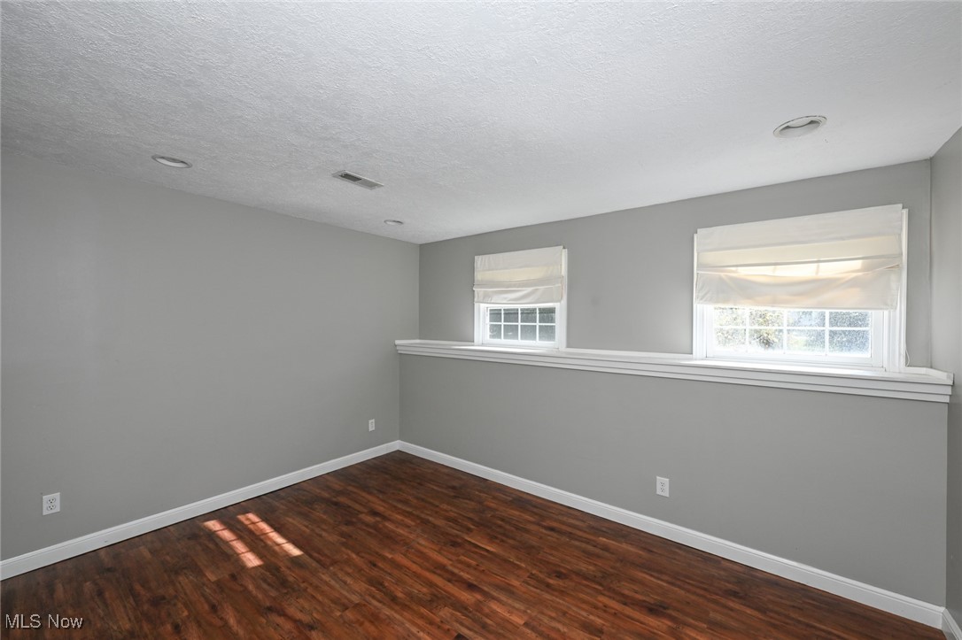 Wood Thrush Pond - Residential