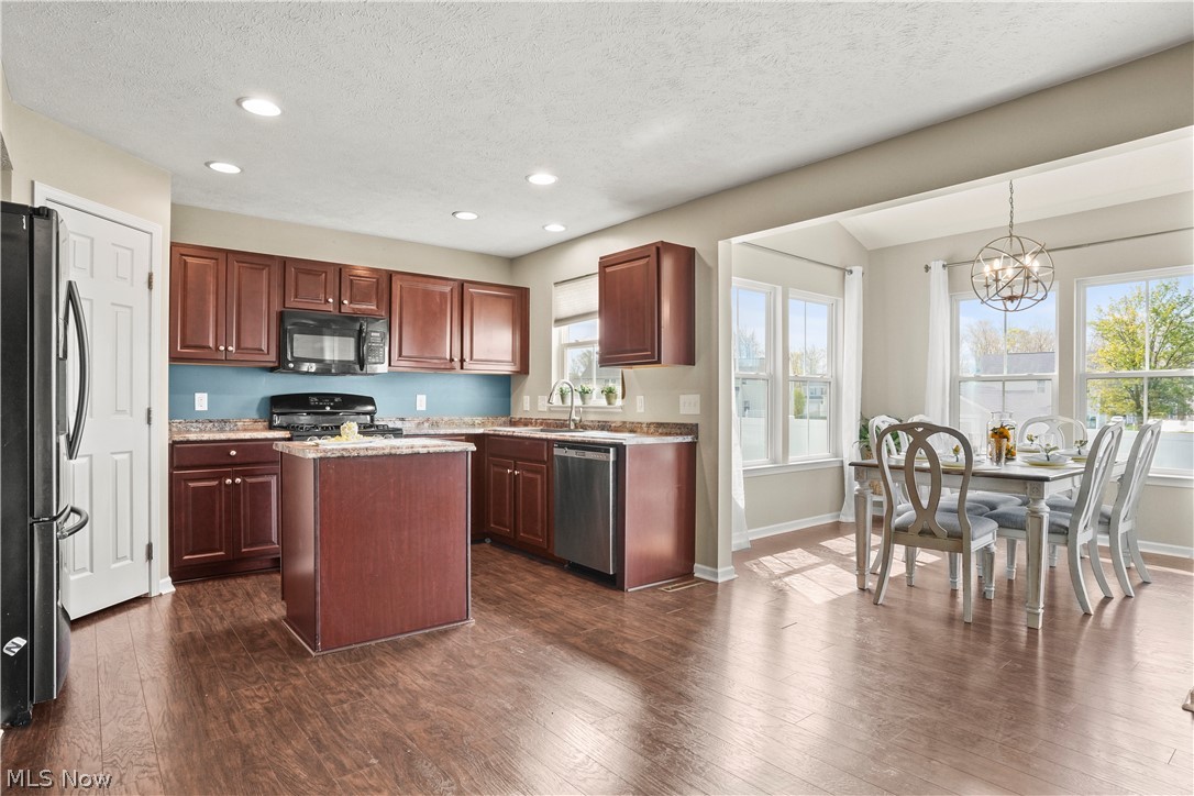 Meadow View Ph 03 - Residential