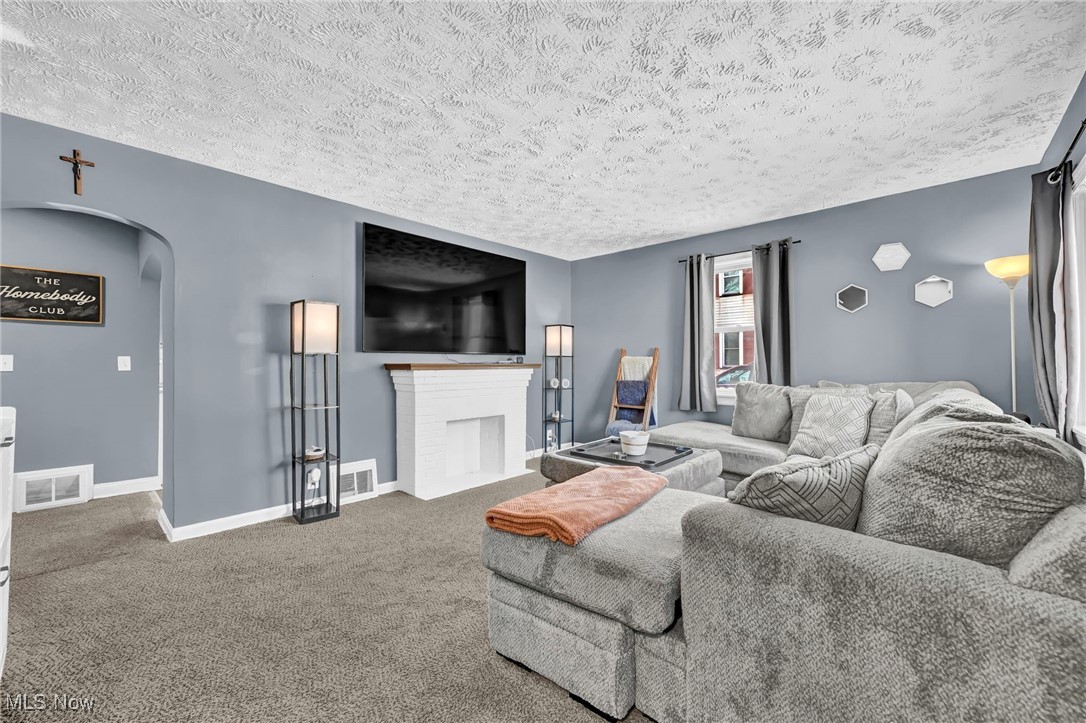 210 Louisiana Avenue