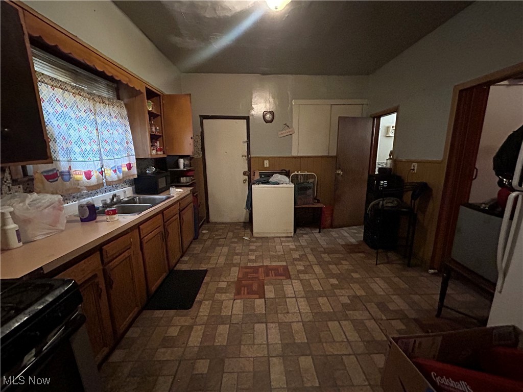 Slavic Village - Residential Income