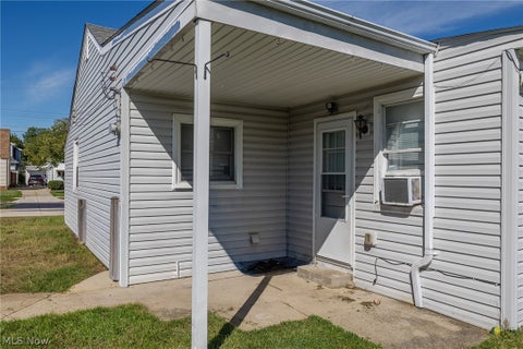 Tiny photo for 6117 Ira Avenue, Brooklyn, OH 44144 (MLS # 5246539)