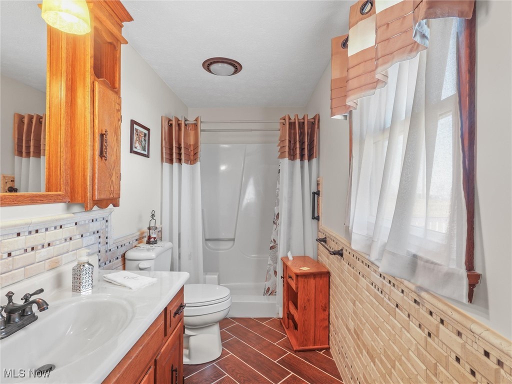1092 Lake Road, Conneaut, Ohio image 16