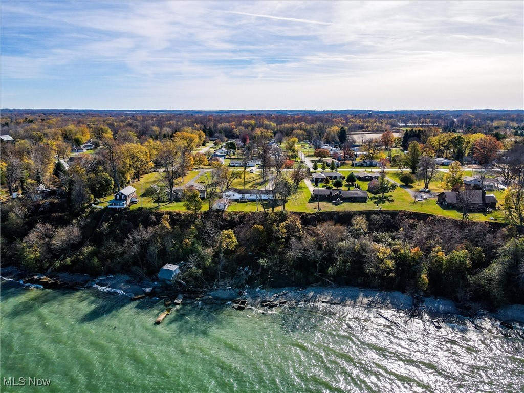 1092 Lake Road, Conneaut, Ohio image 41