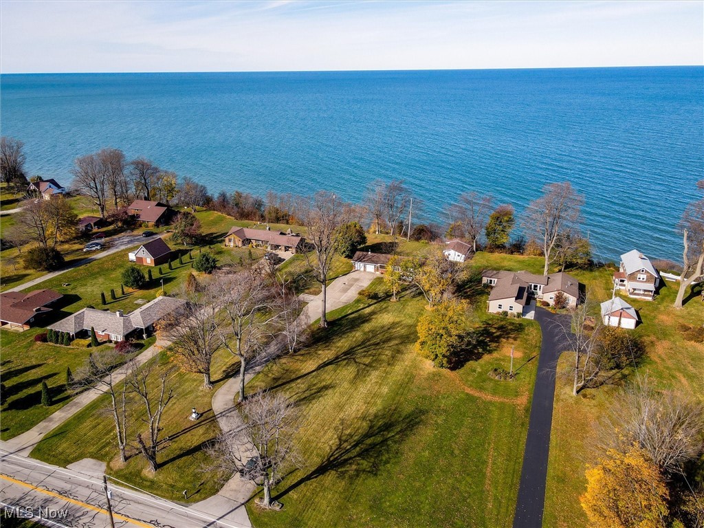 1092 Lake Road, Conneaut, Ohio image 38