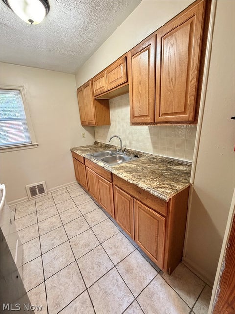 Tiny photo for 736 West Street, Niles, OH 44446 (MLS # 5255249)