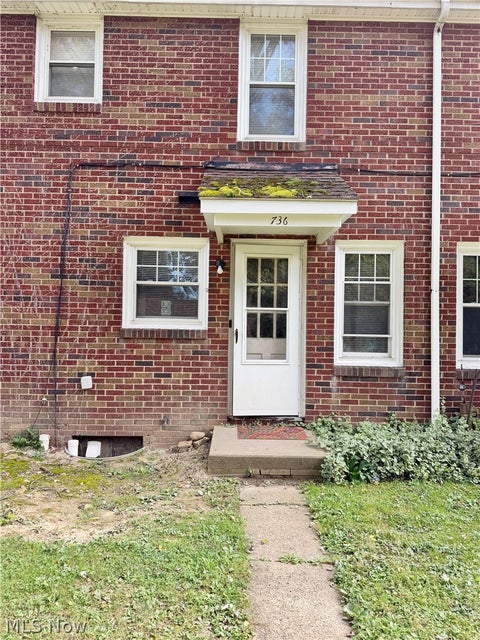 Tiny photo for 736 West Street, Niles, OH 44446 (MLS # 5255249)