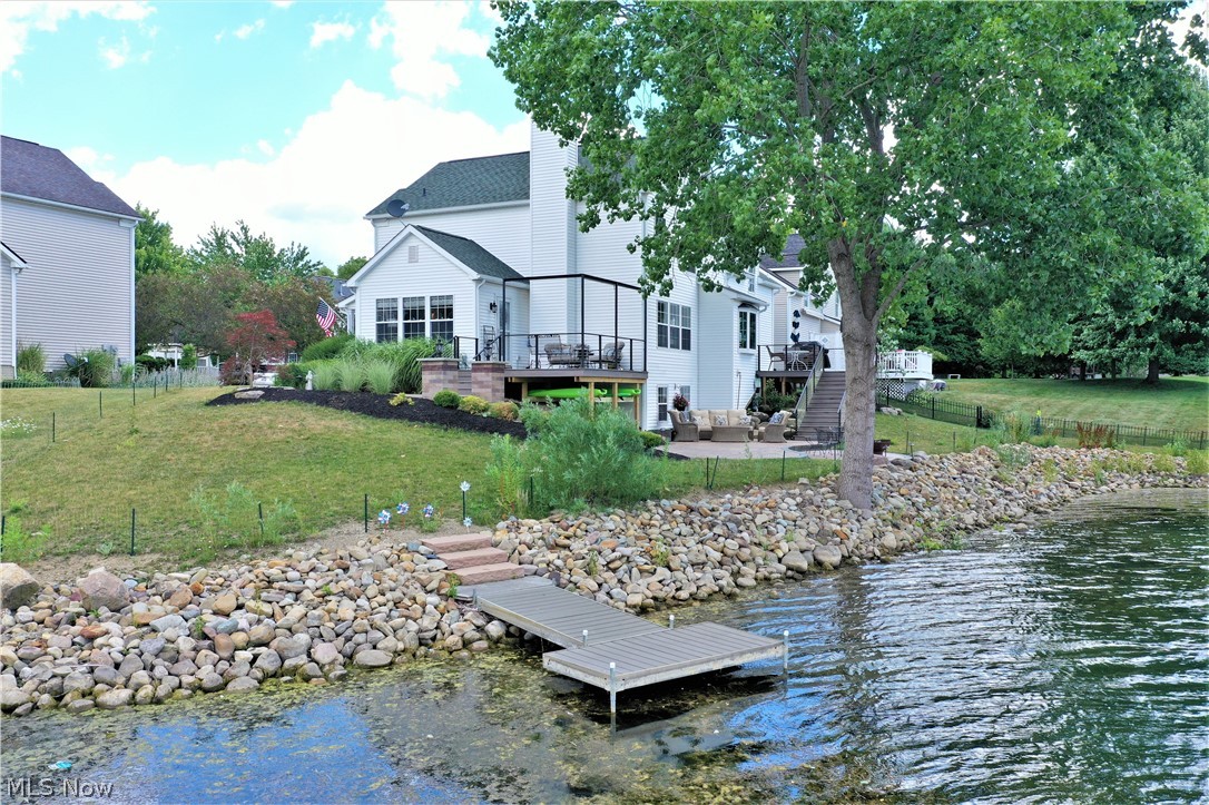 Lakeside Courts - Residential