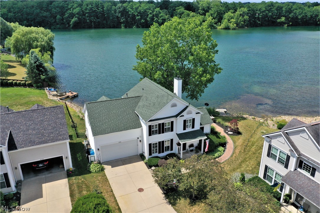 Lakeside Courts - Residential