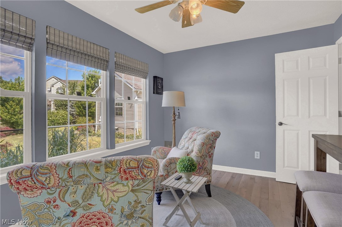 Lakeside Courts - Residential
