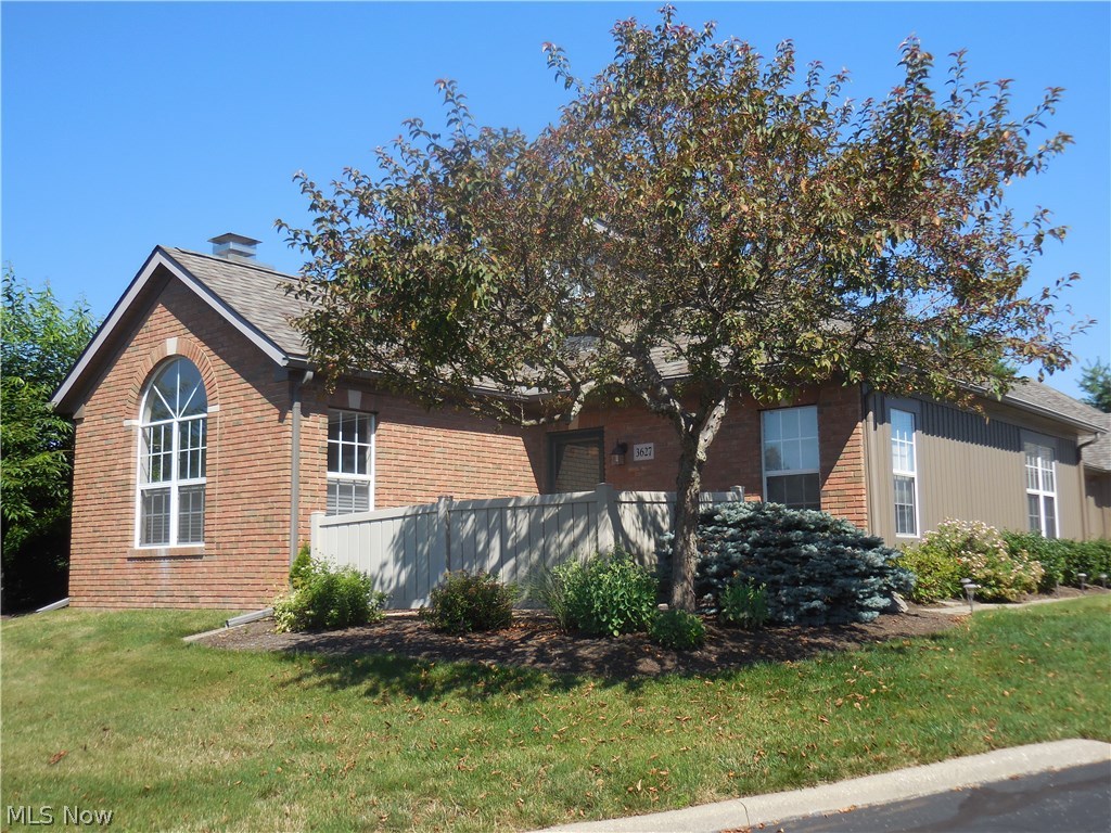 Barrington Place Condo - Residential