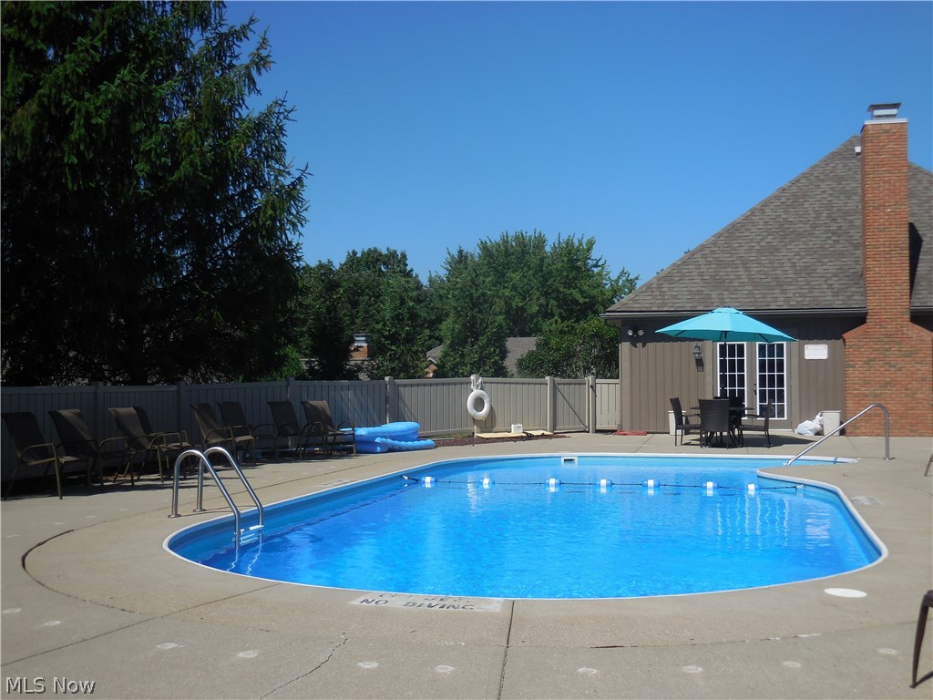 Barrington Place Condo - Residential